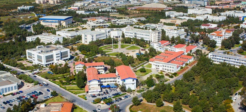 دانشگاه مدیترانه شرقی